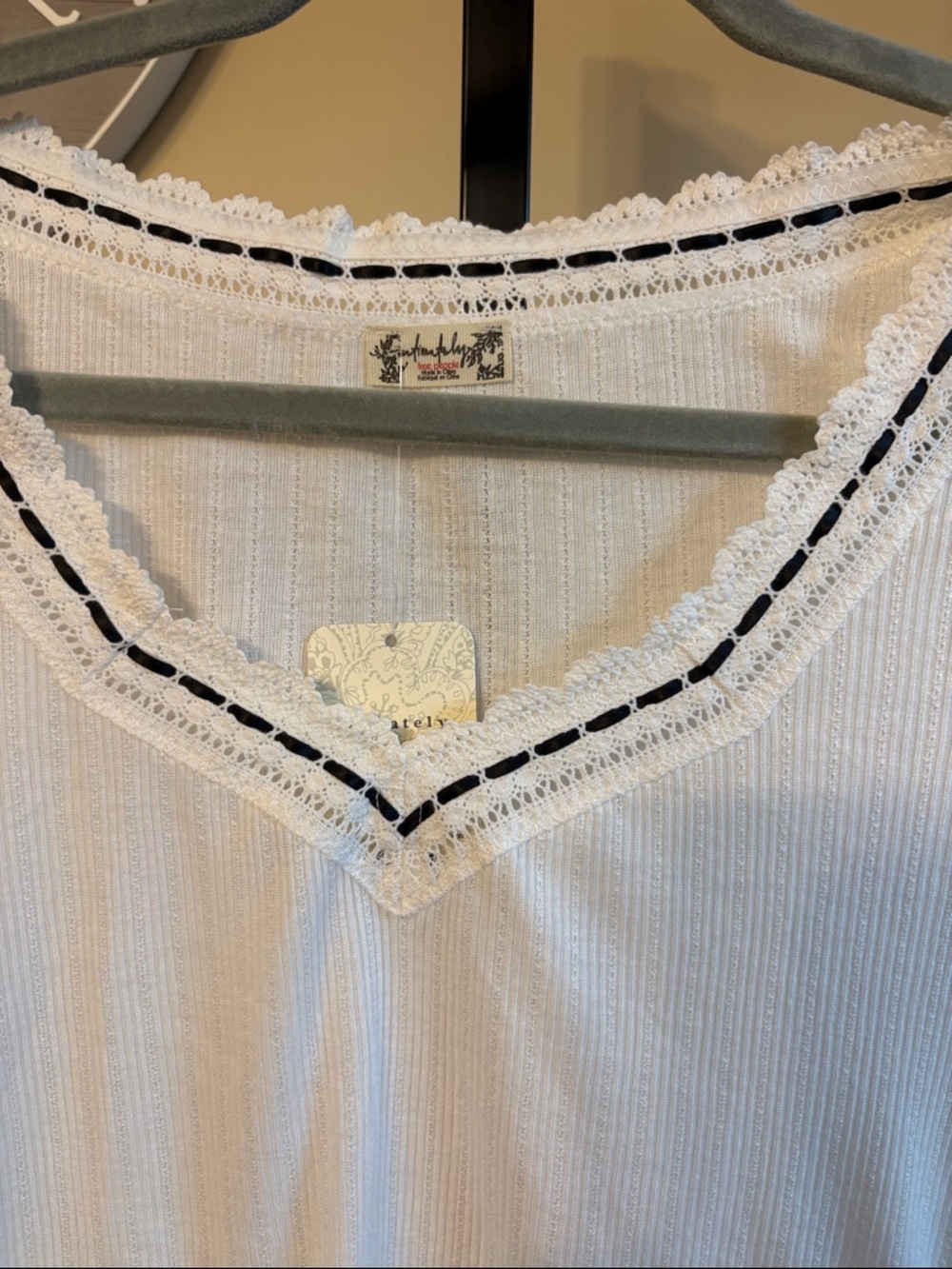 NWT Free People Ribbed V-Neck Long Sleeve Top - Picture 4 of 8